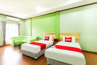 Hotel Oyo 359 Golden Nakara Place