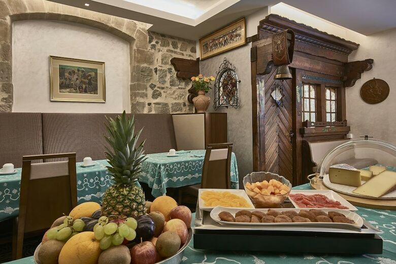 Hotel D'all�ves