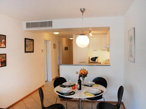 Apartment Residenza Coris Vira