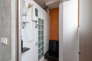 Banthat Thong Hostel