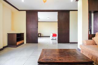 Oyo 383 White Inn Hotel