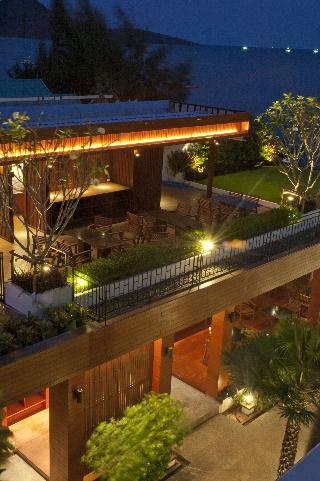 Hotel Tri-shawa Resort