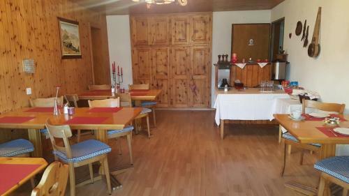 Bed & Breakfast Pension Kastel