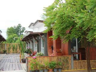 Hotel Baan Talaywhan Resort
