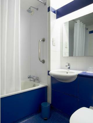 Hotel Travelodge Staines
