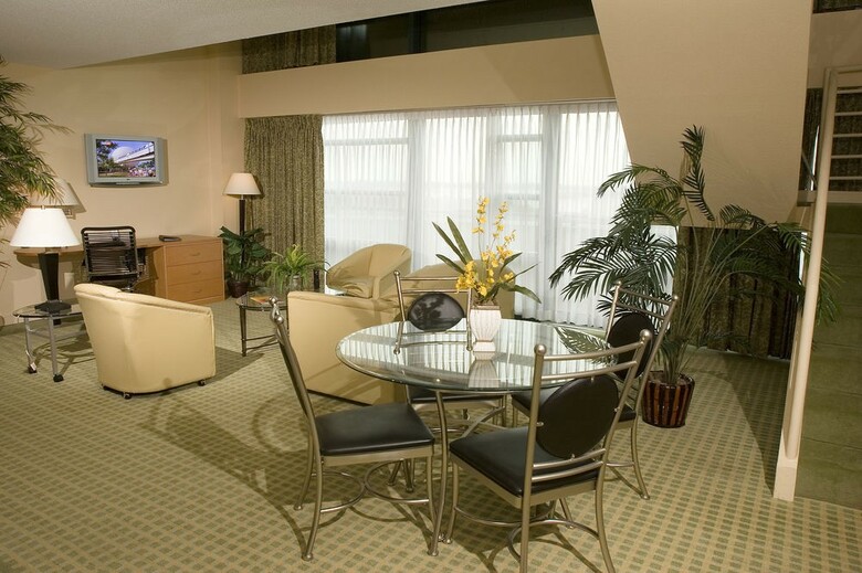 The Florida Hotel & Conference Center