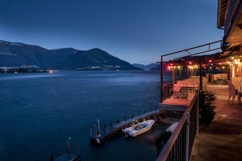 Hotel Ristorante Posta Al Lago