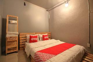 Hotel Sleep Sloth Hostel