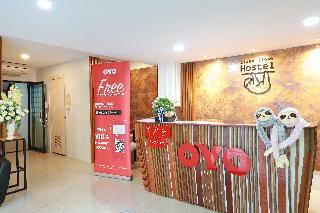 Hotel Sleep Sloth Hostel
