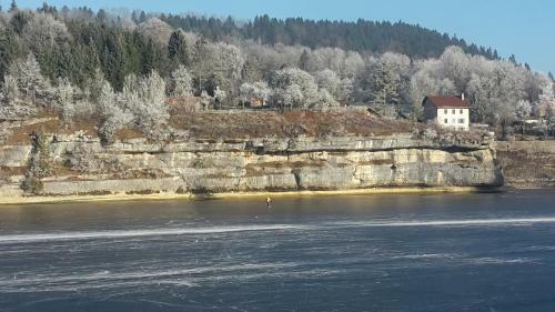 Hotel Les Rives Du Doubs