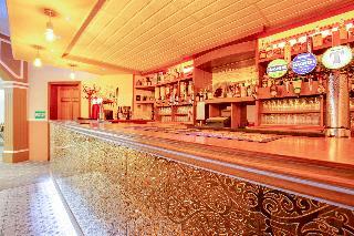 Oyo Douglas Hotel
