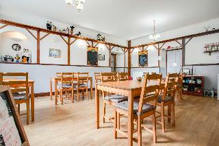 Hotel Oyo St Ronan's