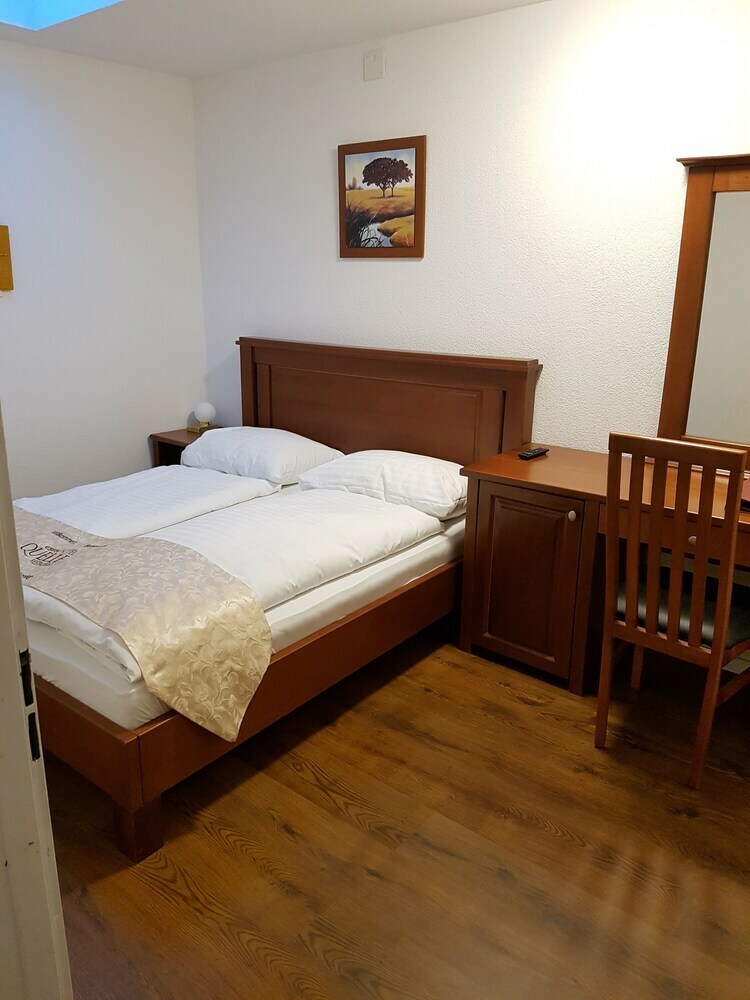 Esos Hotel Quelle