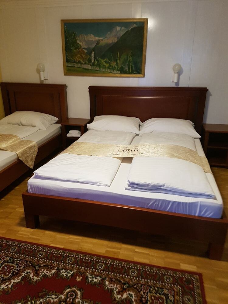 Esos Hotel Quelle