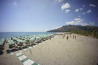 Hotel Porto Rhoca Resort