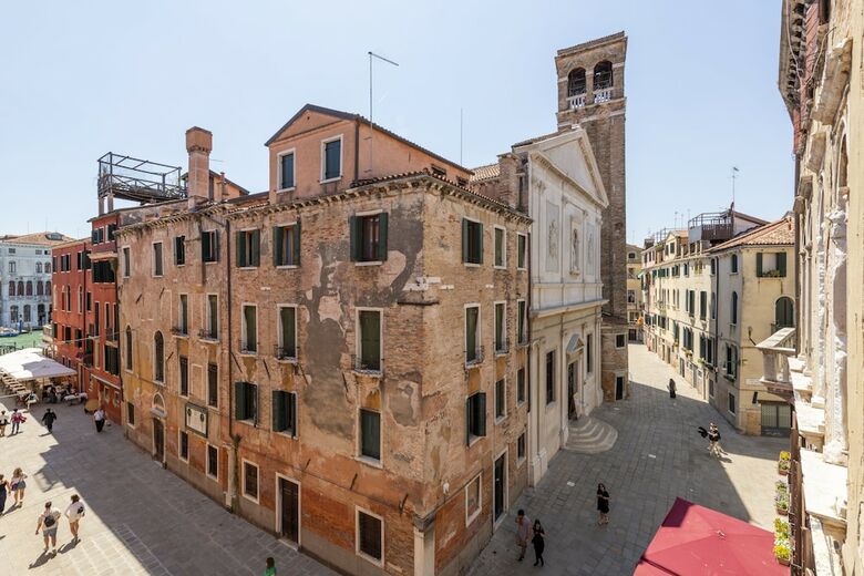 Hotel H10 Palazzo Canova