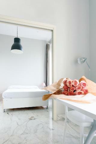 Hotel Fontana Pi� Stella Apartments