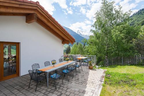 Hotel Cuntera