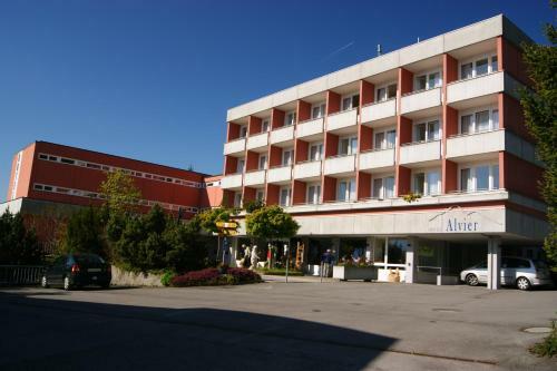 Alvier Seminar- Und Ferienhotel