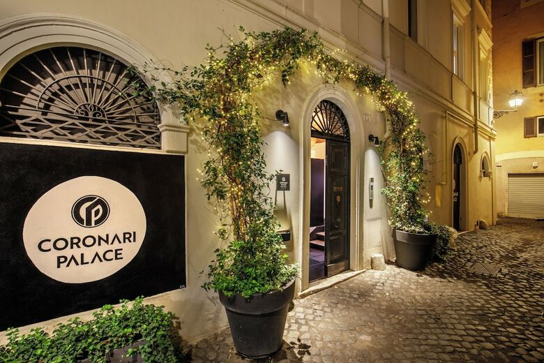 Hotel Coronari Palace