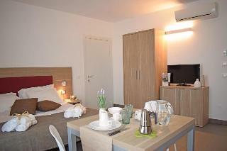 Travini Suite Hotel Residence