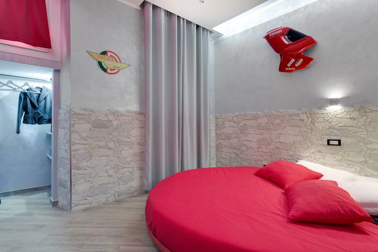 Excellence Suite