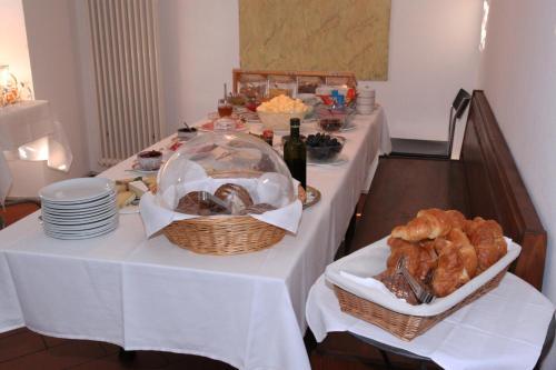 Hostal Osteria Locanda Brack