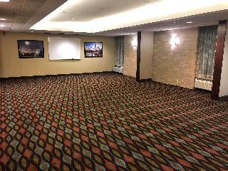 Surestay Plus Hotel By Bw Houston Energy Corridor