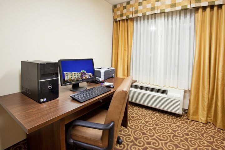 Hotel Holiday Inn Express And Suites Niagara Falls