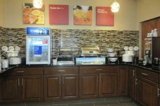 Hotel Comfort Inn & Suites