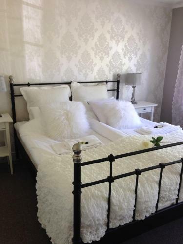 Hostal Huskvarna Hostel