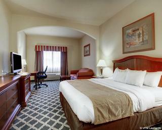 Hotel Comfort Suites