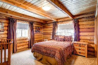 Snowshoe Retreat