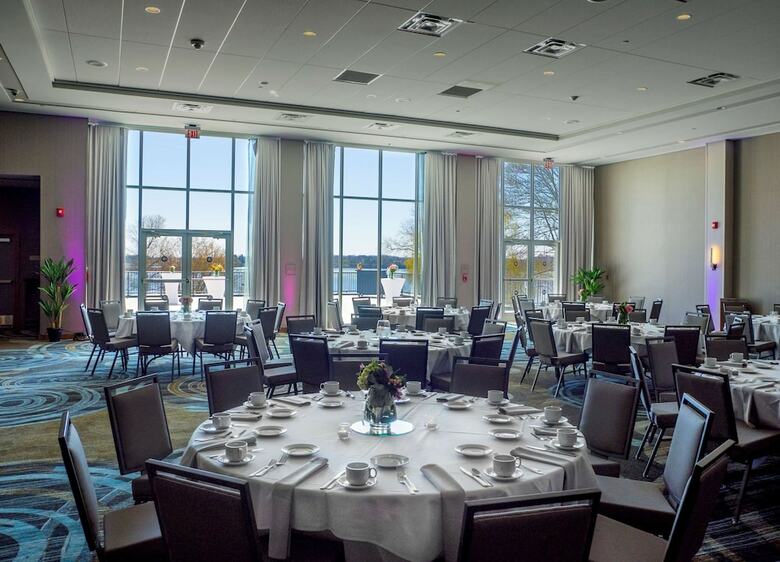 Hotel Doubletree By Hilton Niagara Falls, Ny