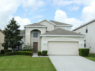Villa 7757 Basnett Circle, Windsor Hills, Orlando