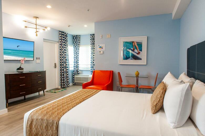 Oceanside Hotel