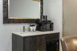 Hotel Embassy Suites By Hilton Syracuse - Destiny Usa, N
