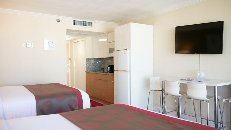Hotel Ramada Plaza Marco Polo Beach Resort