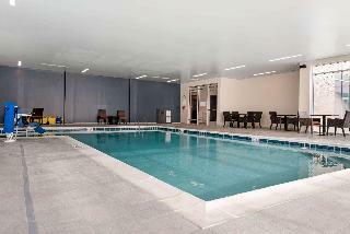 Cambria Hotel & Suites Westfield