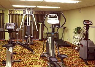 Garden Plaza Saddle Brook Hotel