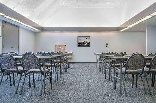 Days Hotel By Wyndham University Ave Se