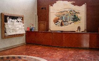 The Rushmore Hotel & Suites, Bw Premier Collection