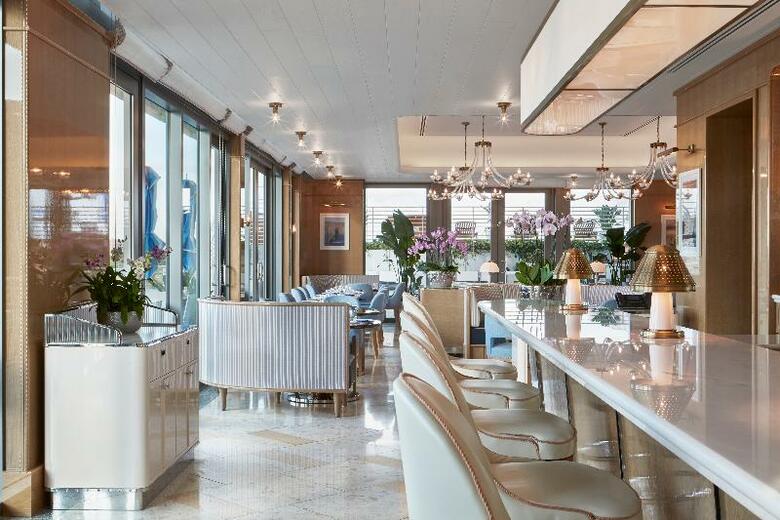 Hotel Mr. C Coconut Grove