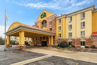 La Quinta Inn Suites By Wyndham Hot Springs