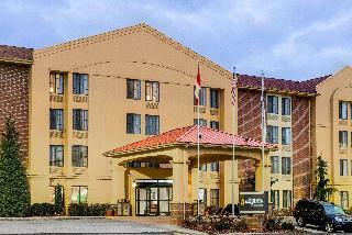 La Quinta Inn Suites By Wyndham Summersville