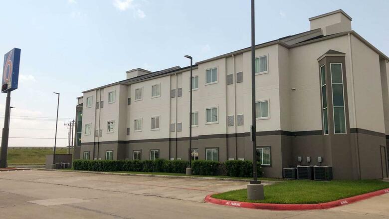Hotel Motel 6 Pharr