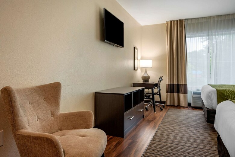 Hotel Comfort Inn