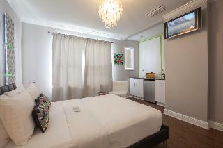 Odyssey Aparthotel