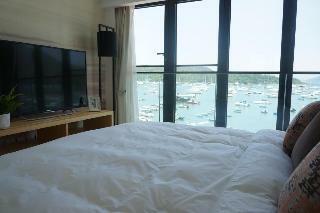 The Pier Hotel