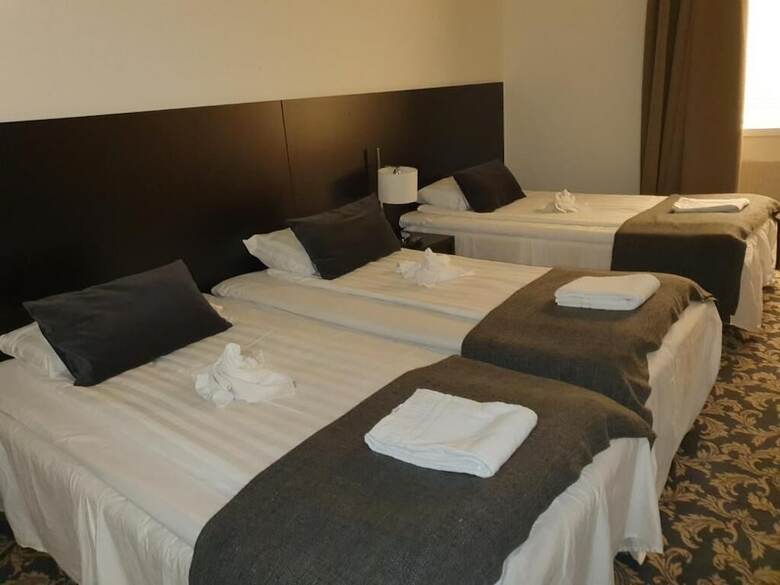 Ariston Hotell